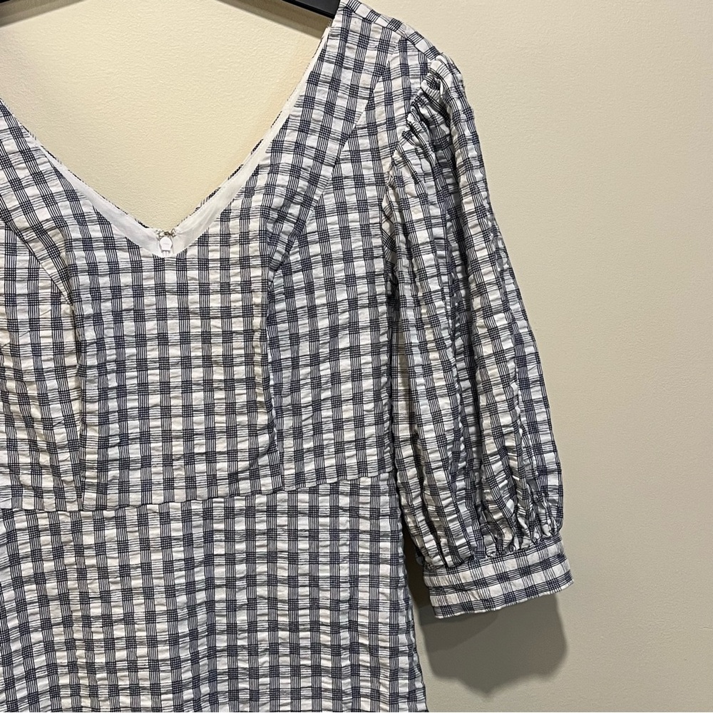 Urban Outfitters Puff Sleeve Gingham Dress. Size Small. NWT. - Picture 6 of 11